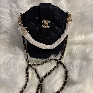 CC Beauty Novelty Quilted Mini Bucket Bag with Crossbody Chain